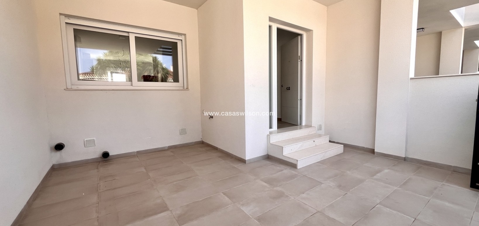 Sale - Townhouse - Pilar de la Horadada - Costa Blanca