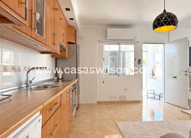 Sale - Bungalow - Torrevieja - Costa Blanca