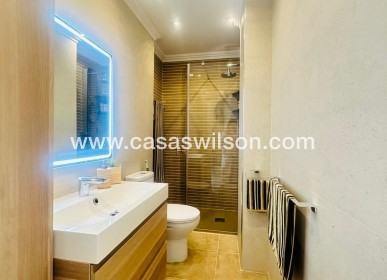 Sale - Apartment - Torrevieja - Nueva Torrevieja