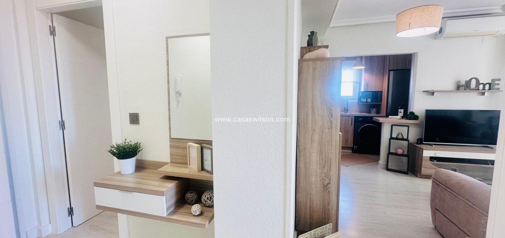 Sale - Apartment - Torrevieja - Nueva Torrevieja