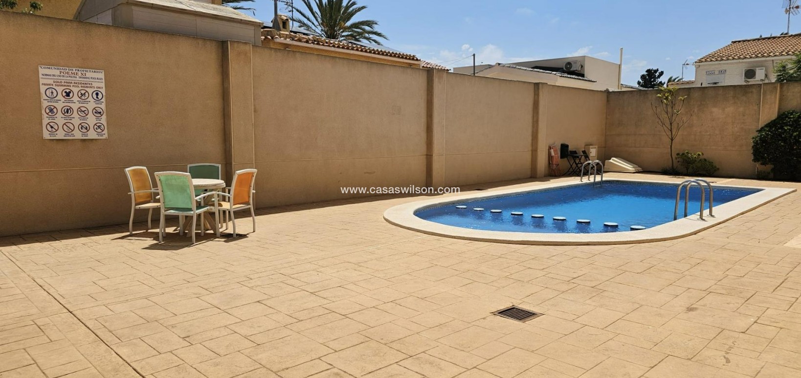 Sale - Apartment - Torrevieja - Nueva Torrevieja