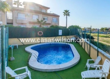 Sale - Townhouse - Torrevieja - Aguas Nuevas