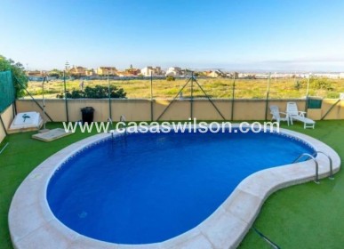 Sale - Townhouse - Torrevieja - Aguas Nuevas