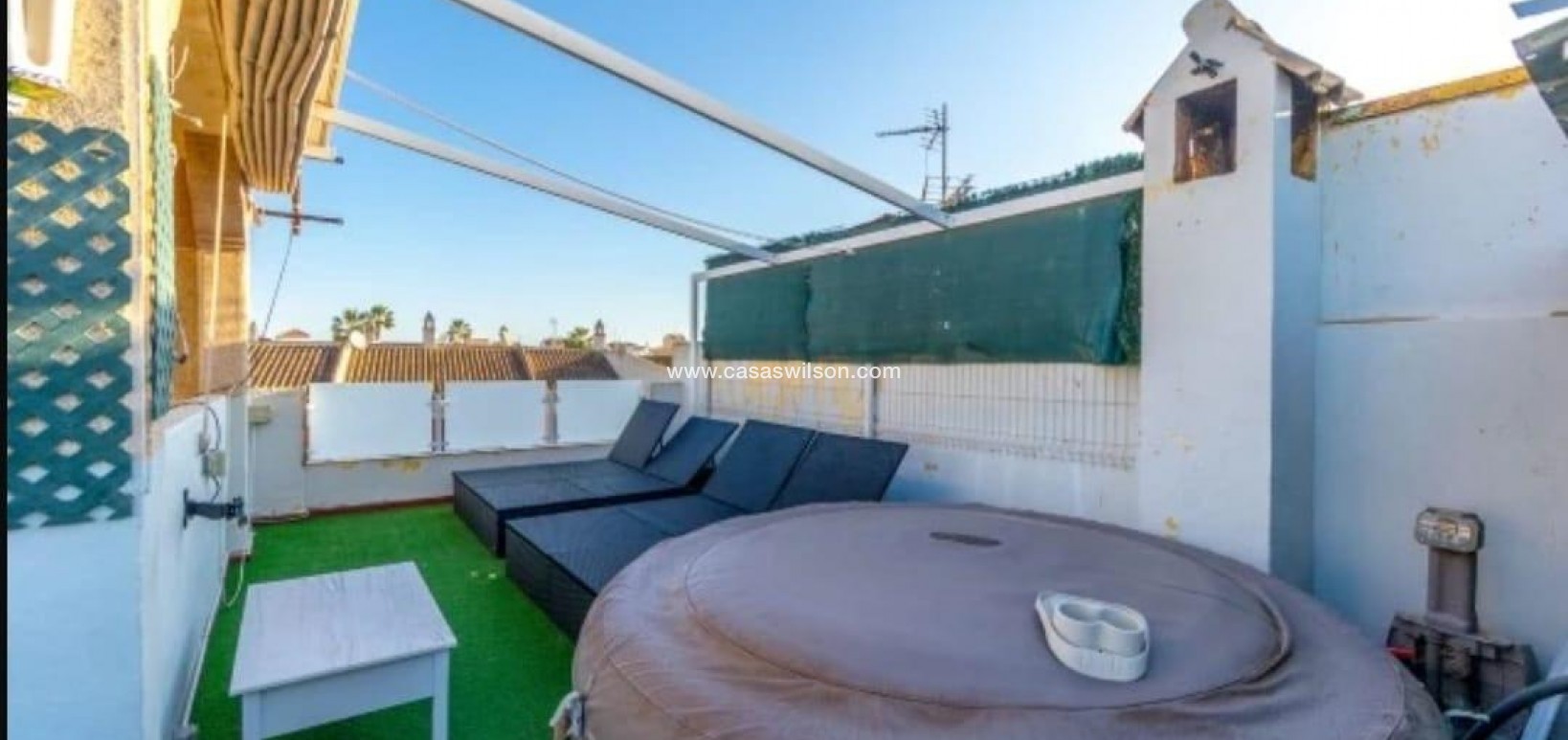 Sale - Townhouse - Torrevieja - Aguas Nuevas