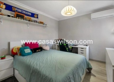 Sale - Townhouse - Torrevieja - Aguas Nuevas