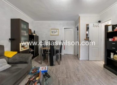 Sale - Townhouse - Torrevieja - Aguas Nuevas