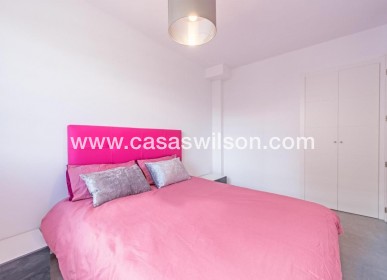 Sale - Bungalow - Torrevieja - Auguas Neuvas