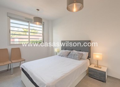 Sale - Bungalow - Torrevieja - Auguas Neuvas