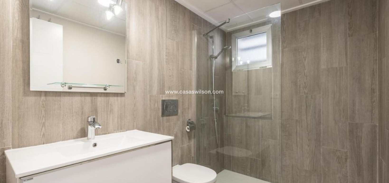 Sale - Bungalow - Torrevieja - Auguas Neuvas