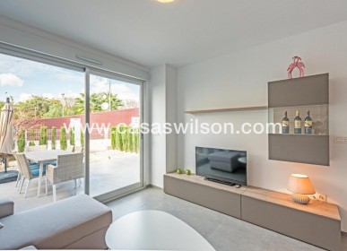 Sale - Bungalow - Torrevieja - Auguas Neuvas