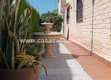 Sale - Villa - Pilar de la Horadada - Costa Blanca