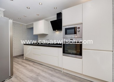 Sale - Apartment - Torrevieja - Acequion
