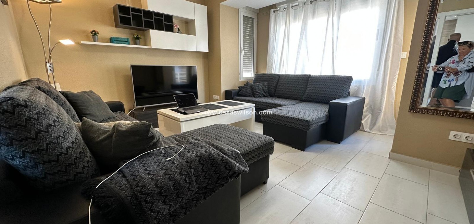 Sale - Apartment - Torrevieja - Paseo maritimo