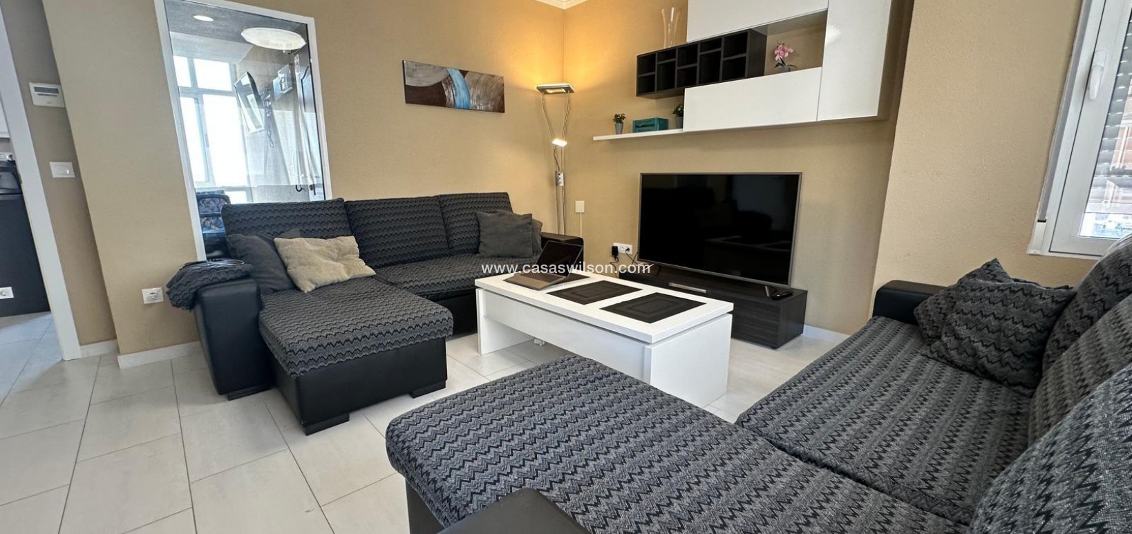 Sale - Apartment - Torrevieja - Paseo maritimo