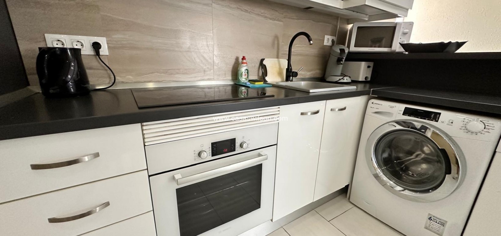 Sale - Apartment - Torrevieja - Paseo maritimo