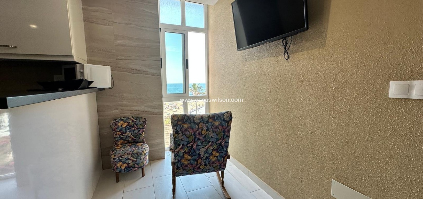 Sale - Apartment - Torrevieja - Paseo maritimo