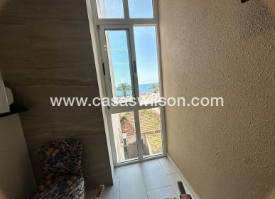 Sale - Apartment - Torrevieja - Paseo maritimo