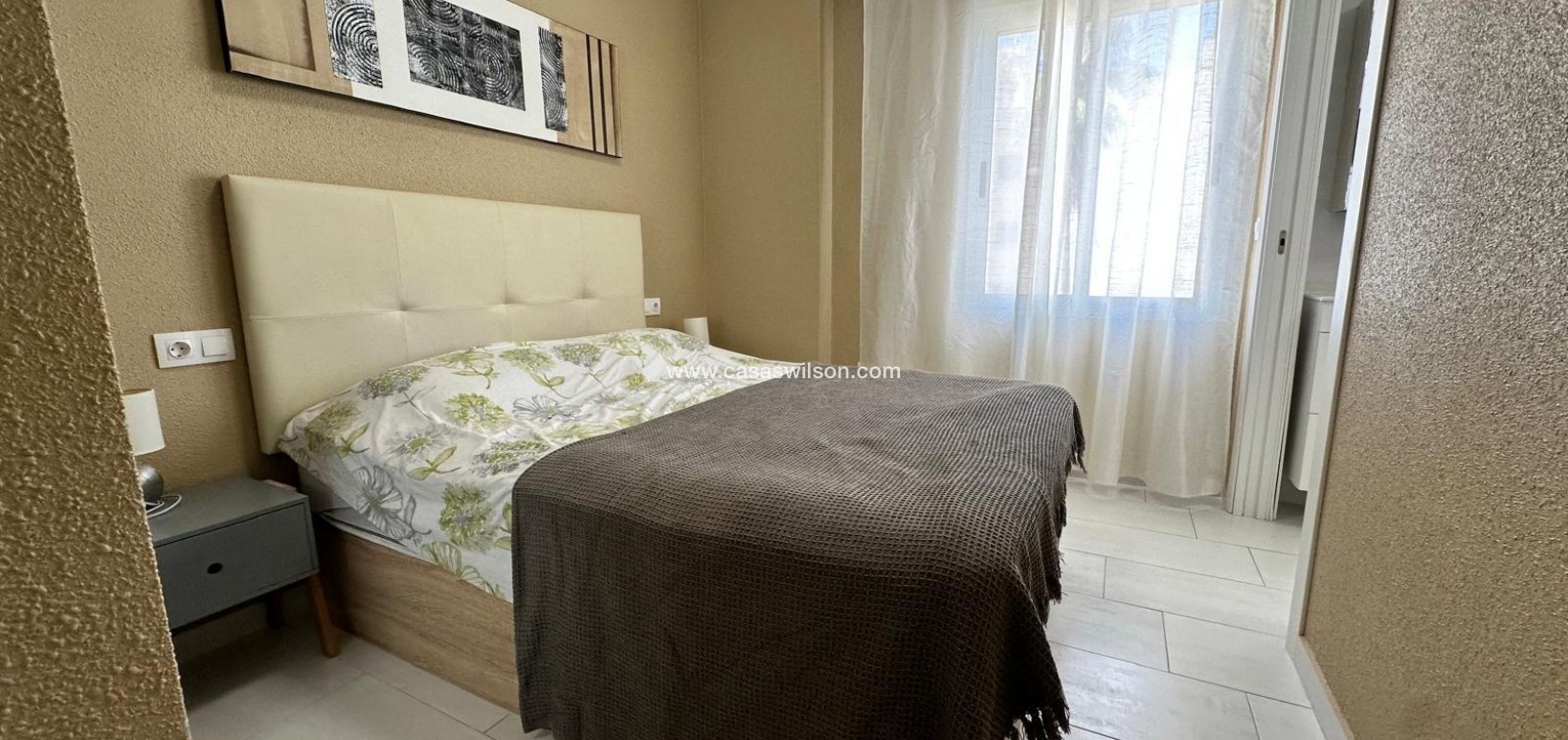 Sale - Apartment - Torrevieja - Paseo maritimo