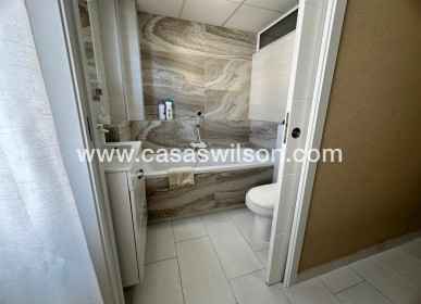 Sale - Apartment - Torrevieja - Paseo maritimo