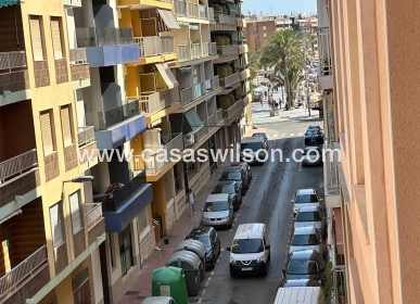 Sale - Apartment - Torrevieja - Paseo maritimo