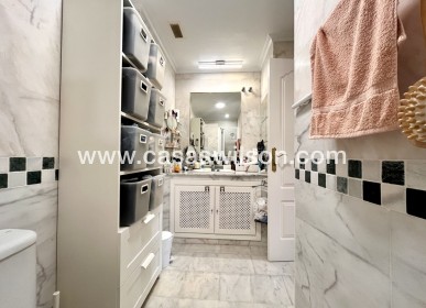 Sale - Apartment - Villamartin - Costa Blanca