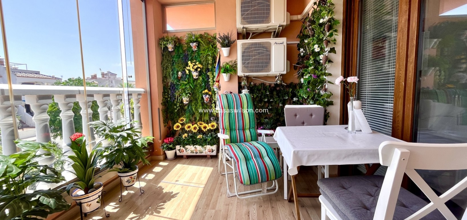 Sale - Apartment - Villamartin - Costa Blanca