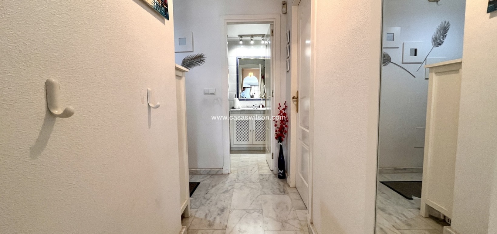Sale - Apartment - Villamartin - Costa Blanca