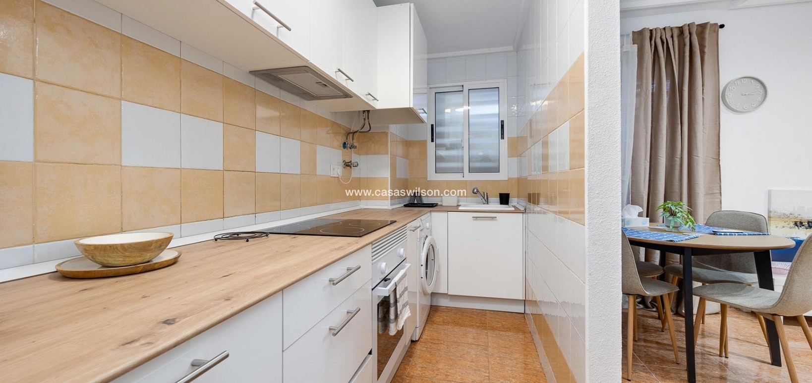 Sale - Apartment - Torrevieja - Costa Blanca