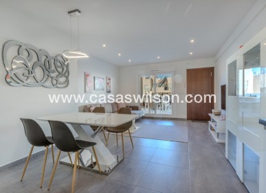 Sale - Bungalow - Torrevieja - Costa Blanca