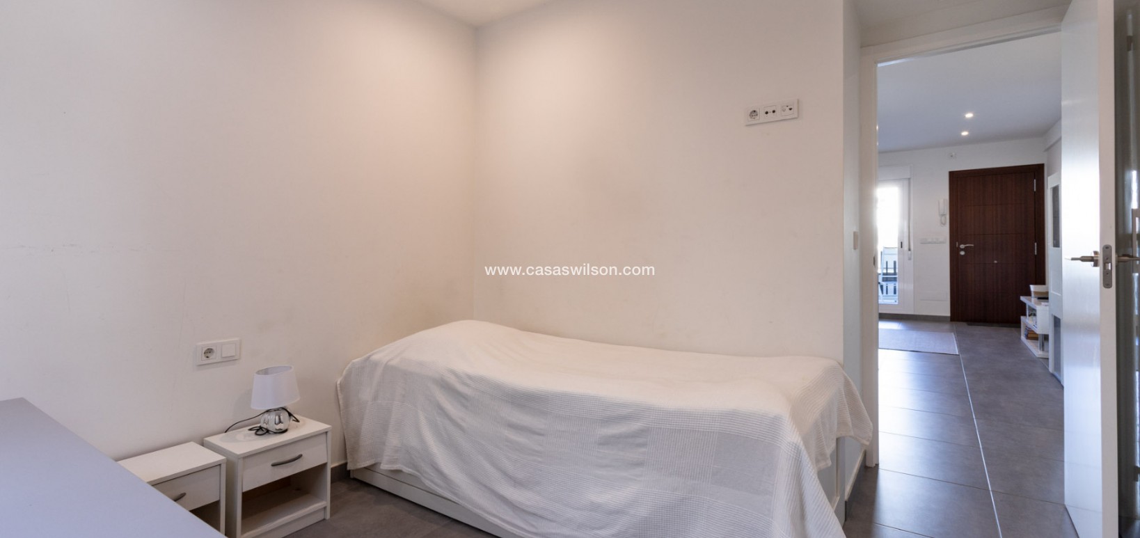 Sale - Bungalow - Torrevieja - Costa Blanca