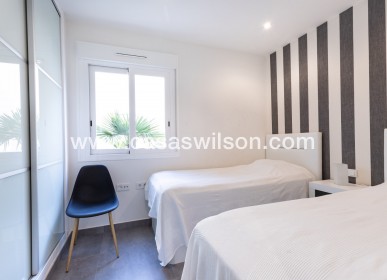 Sale - Bungalow - Torrevieja - Costa Blanca