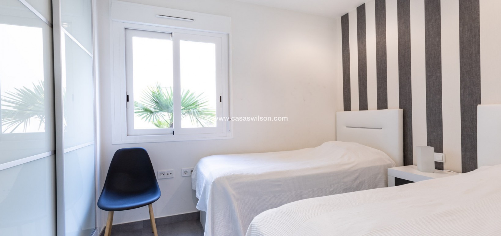 Sale - Bungalow - Torrevieja - Costa Blanca