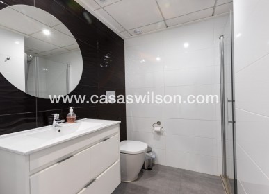 Sale - Bungalow - Torrevieja - Costa Blanca