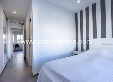 Sale - Bungalow - Torrevieja - Costa Blanca