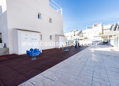 Sale - Bungalow - Torrevieja - Costa Blanca