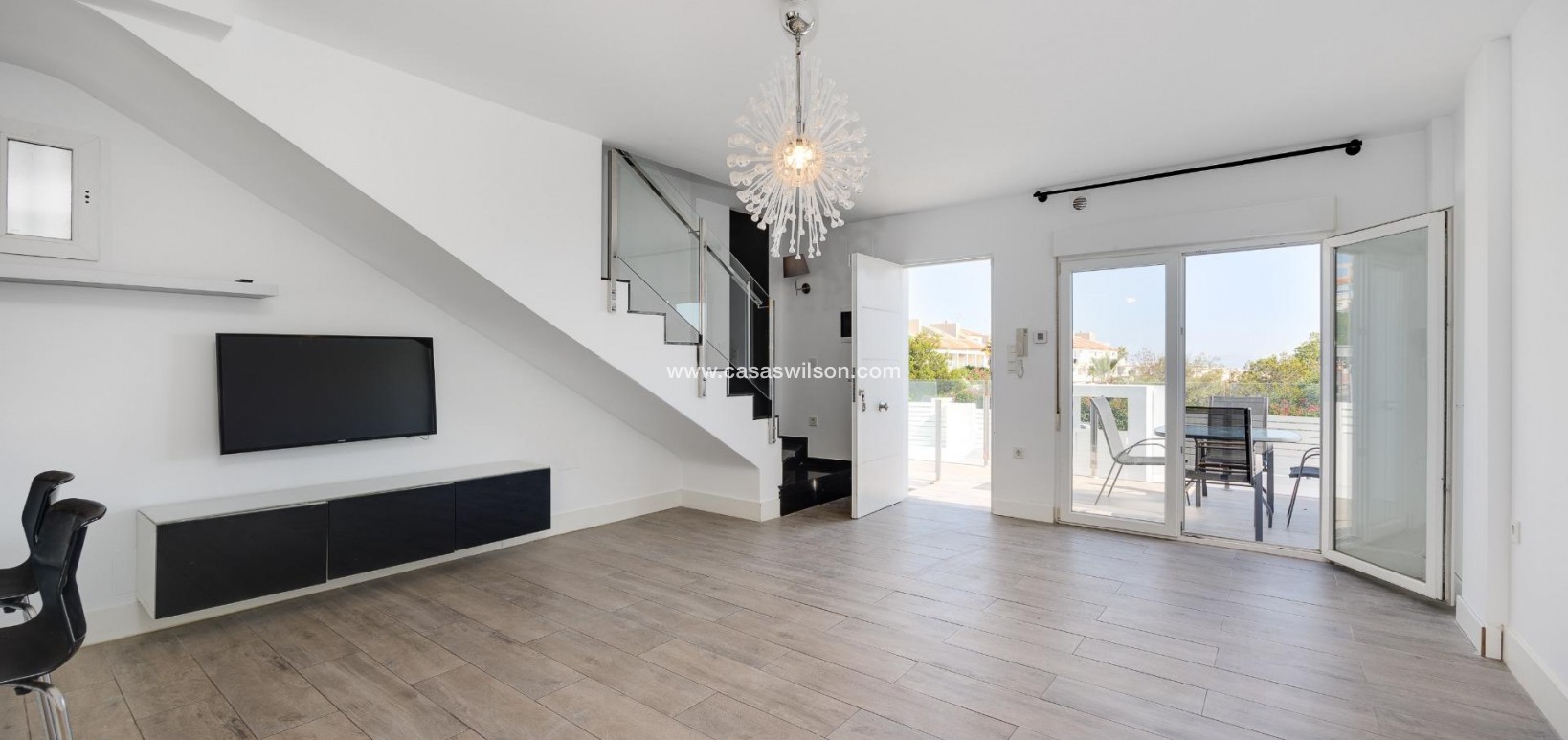 Sale - Villa - Torrevieja - Aguas Nuevas