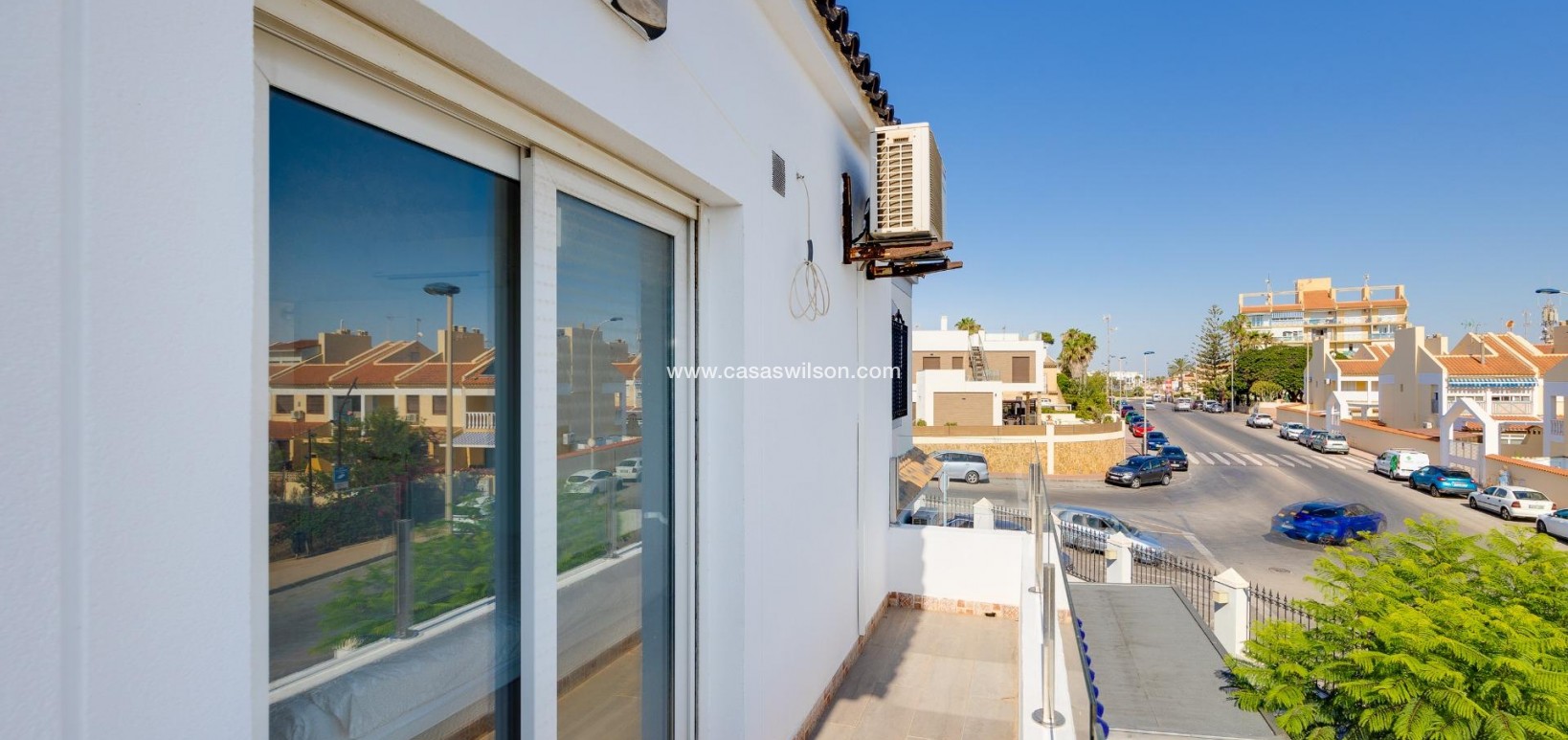 Sale - Villa - Torrevieja - Aguas Nuevas