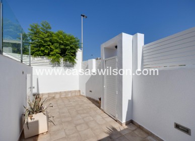 Sale - Villa - Torrevieja - Aguas Nuevas