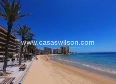 Sale - Apartment - Torrevieja - Estacion De Autobuses