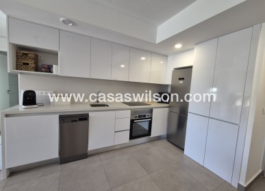 Sale - Apartment - Las Filipinas - Inland