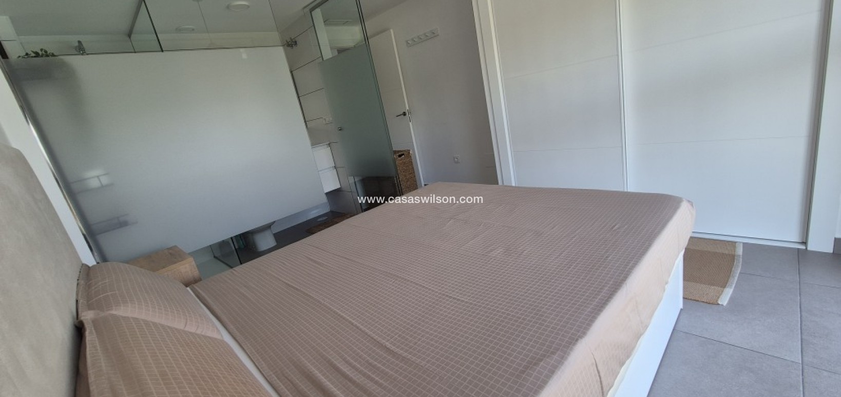 Sale - Apartment - Las Filipinas - Inland