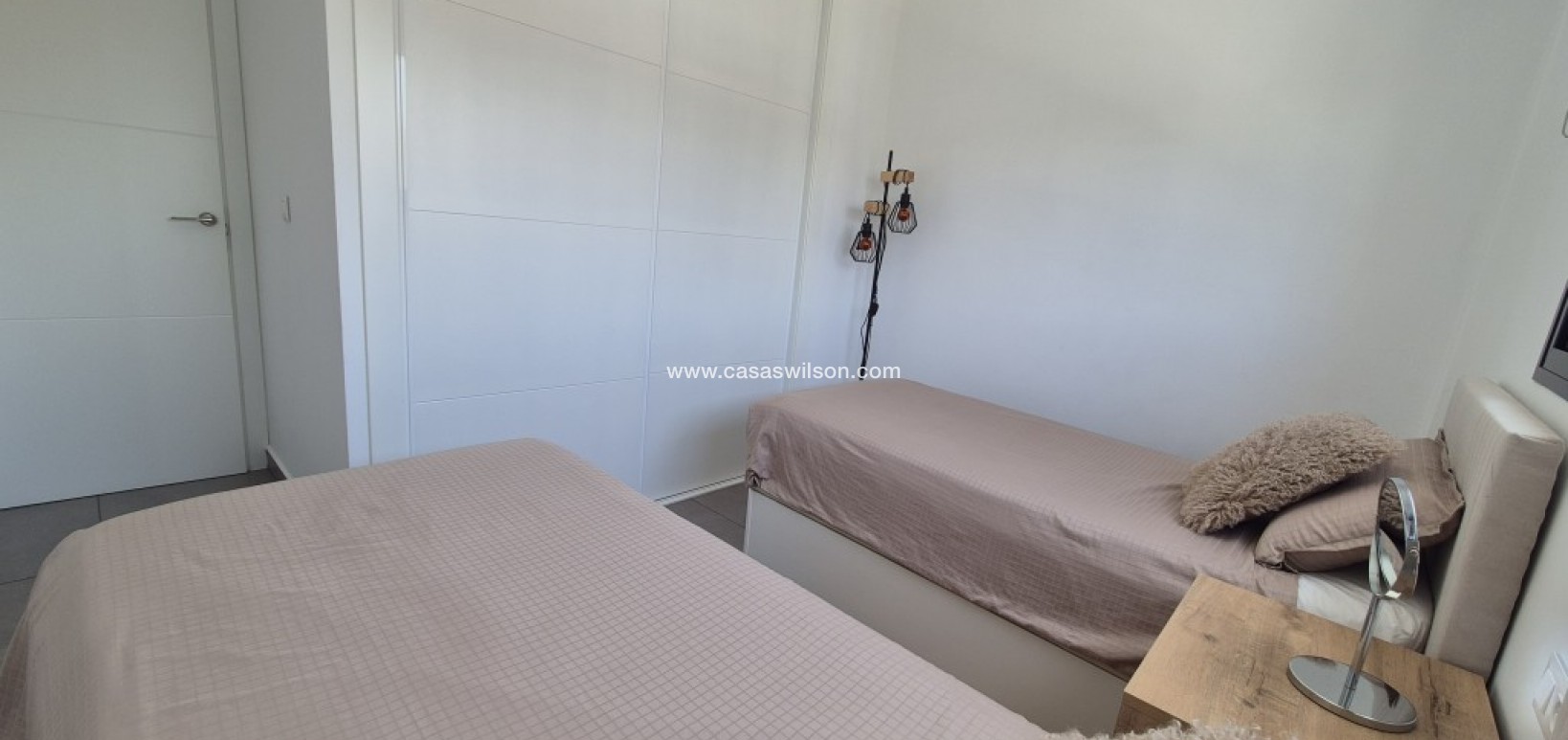 Sale - Apartment - Las Filipinas - Inland