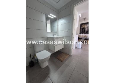 Sale - Apartment - Las Filipinas - Inland