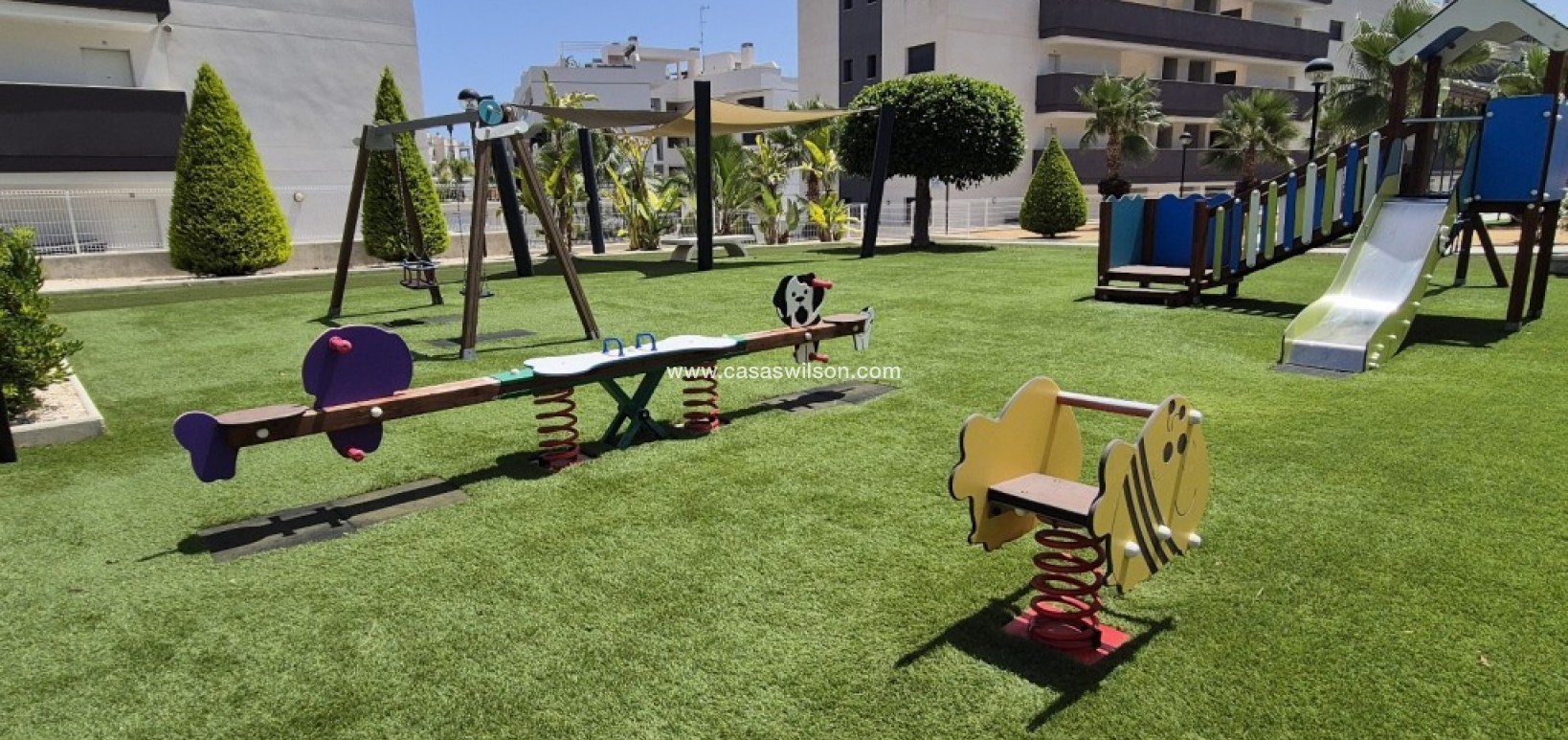 Sale - Apartment - Las Filipinas - Inland