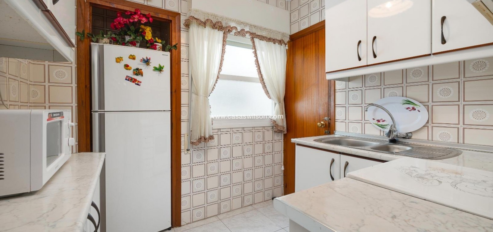 Sale - Apartment - Torrevieja - Playa del Cura