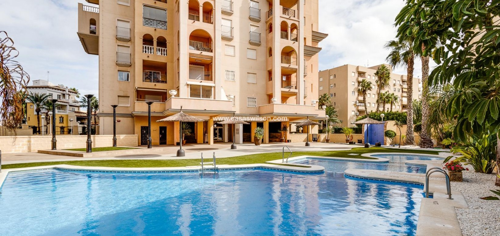 Sale - Apartment - Torrevieja - Playa de los Locos