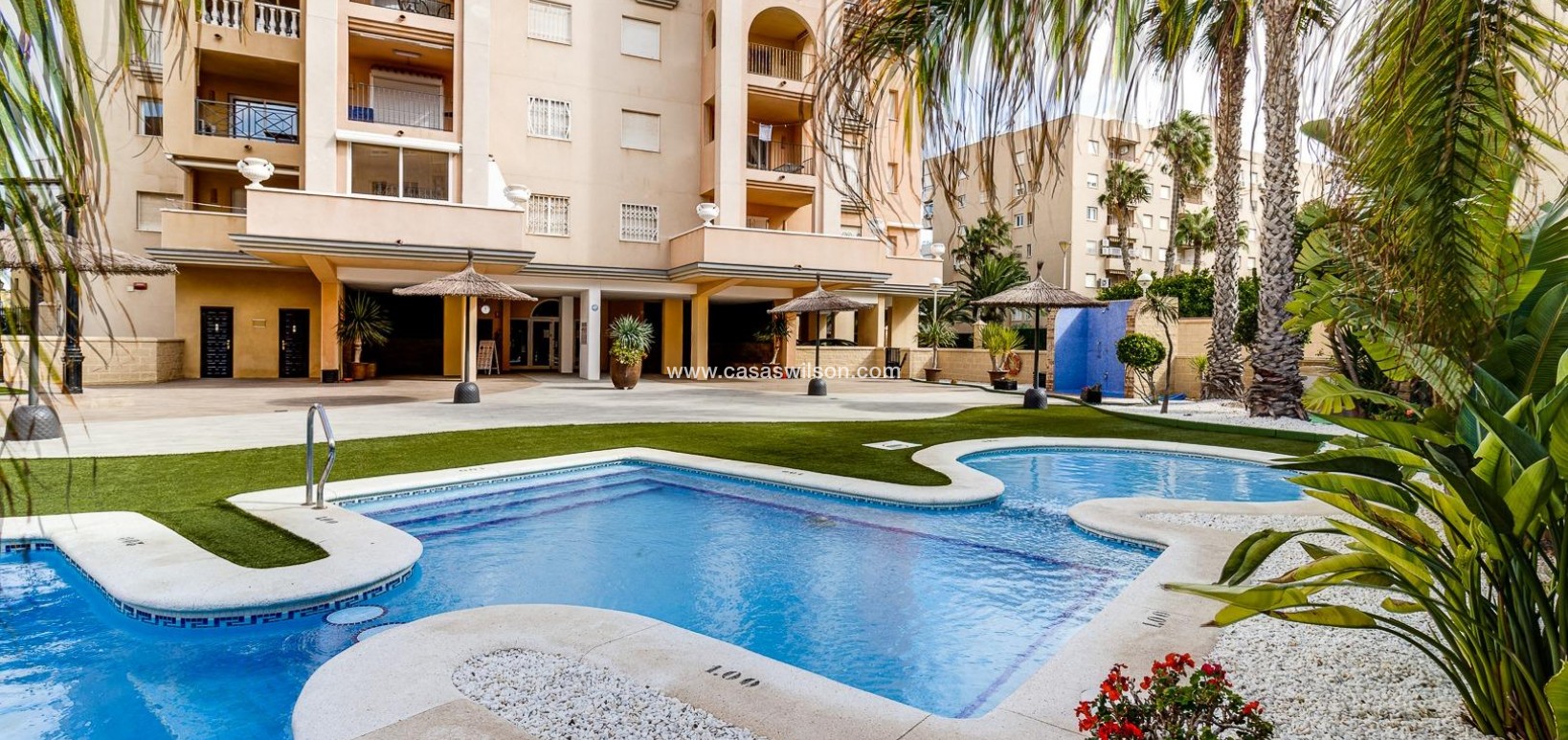 Sale - Apartment - Torrevieja - Playa de los Locos