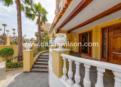 Sale - Apartment - Torrevieja - Playa de los Locos