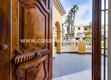 Sale - Apartment - Torrevieja - Playa de los Locos