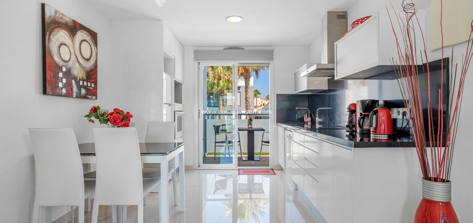 Sale - Bungalow - Punta Prima - Costa Blanca